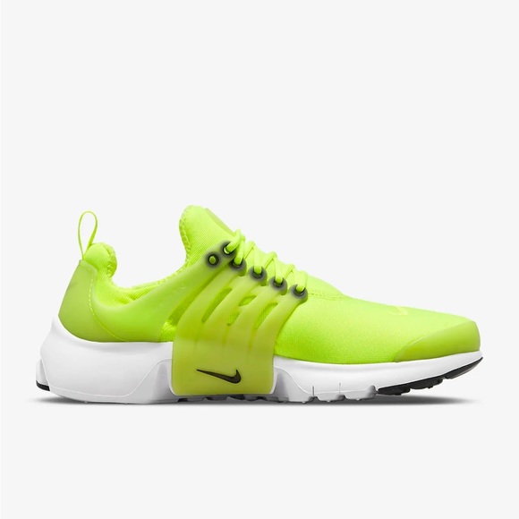Nike Shoes - Nike Presto